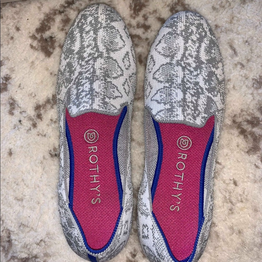 Rothy’s Ivory Grey Snake Loafer